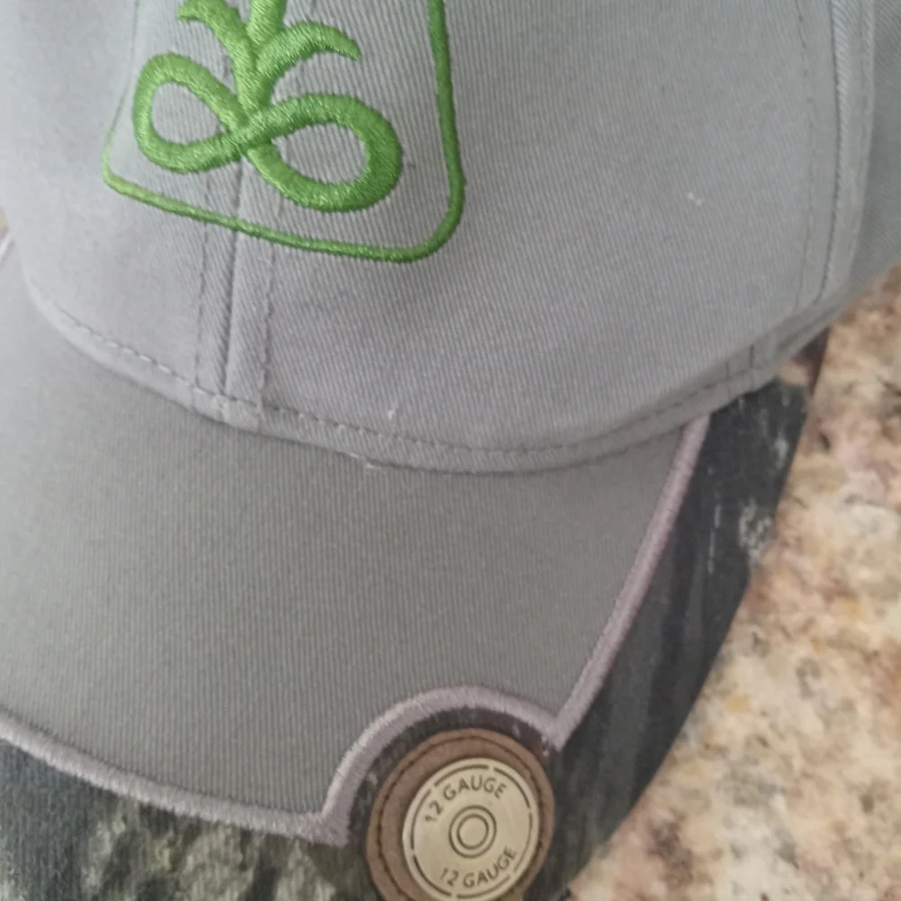 Hat - Picture 4 of 4